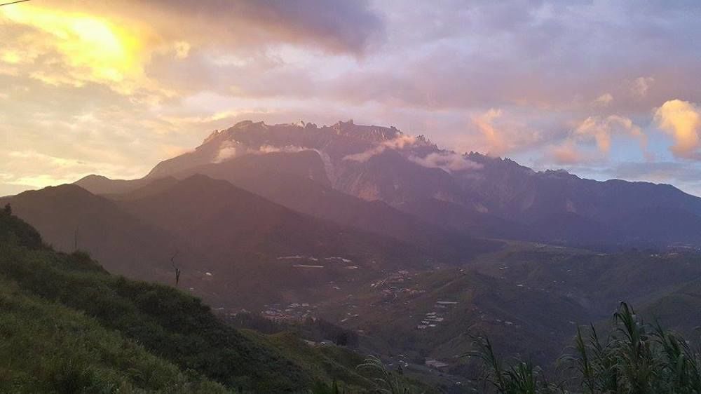 Crystal Hill R Hotel Kundasang Exterior photo